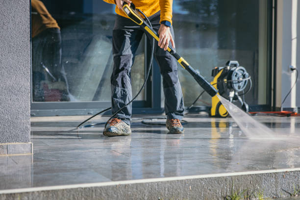 Best Pressure Washing Contractors  in Hagerstown, IN